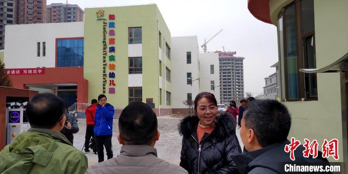 記者參訪廈門市集美區(qū)援建的和政縣嘉庚實驗幼兒園?！罘?攝
