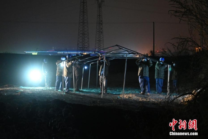 河北石家莊連夜搭建集中隔離點