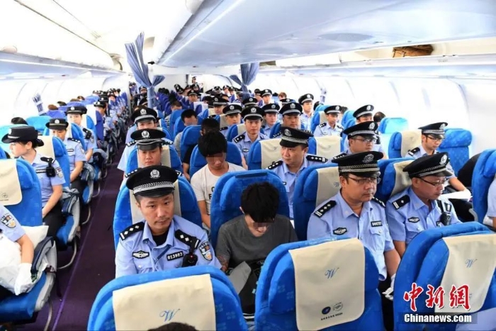 點擊進(jìn)入下一頁