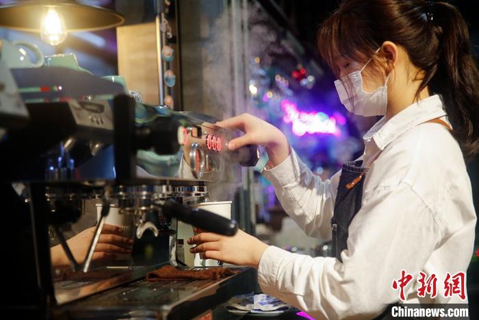 點(diǎn)擊進(jìn)入下一頁