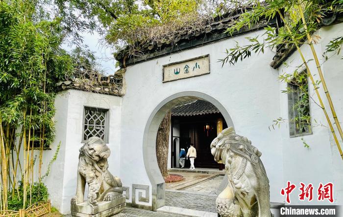 瘦西湖著名景點(diǎn)小金山。　張煜歡 攝