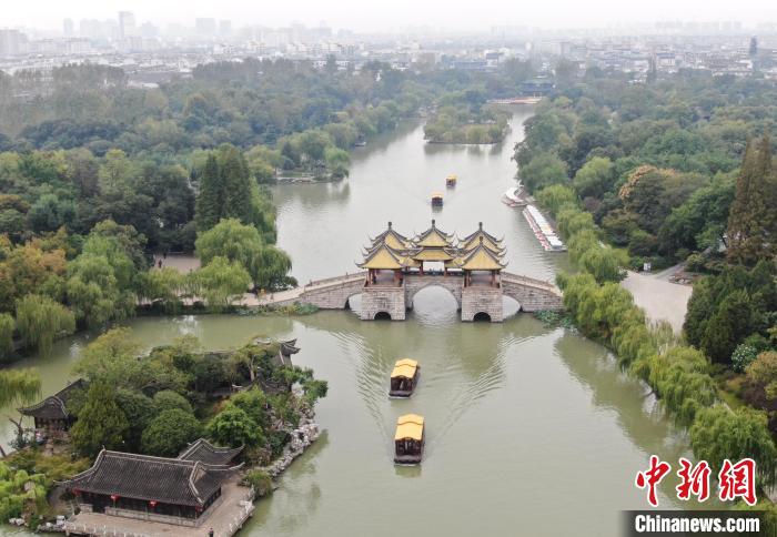 航拍揚州瘦西湖風景區(qū)。　泱波 攝
