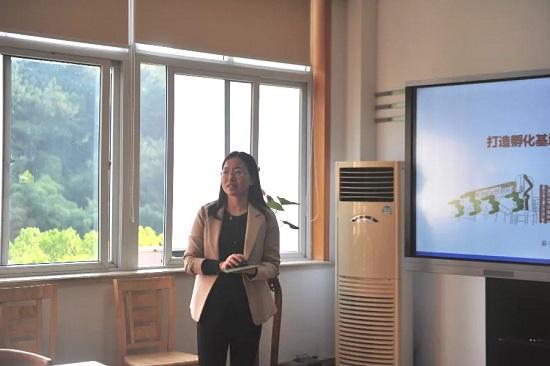 浙川交流，共同發(fā)展——美姑縣教育團隊來北侖區(qū)蔚斗小學參觀交流