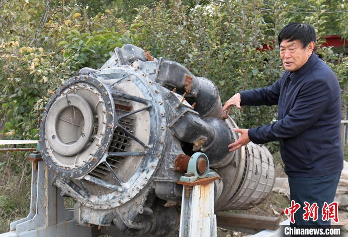 曾尋找“駝峰航線”飛機(jī)遺骸河北一農(nóng)民收藏4萬多個飛機(jī)部件