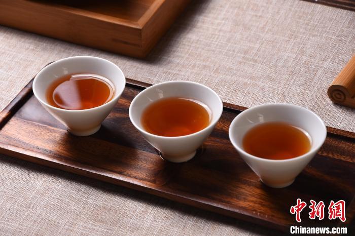 進(jìn)博會(huì)上的非遺｜這些手藝讓世界看見(jiàn)中國(guó)美
