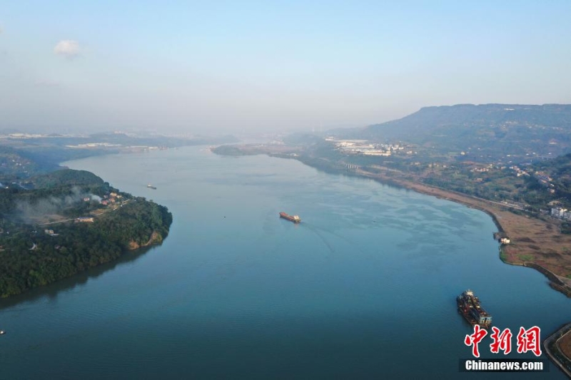 初冬時節(jié) 三峽庫區(qū)風(fēng)景別有一番韻味