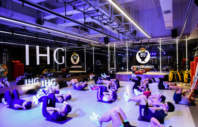 酒店的“健身革命”：IHG？優(yōu)悅會與超級猩猩跨界合作