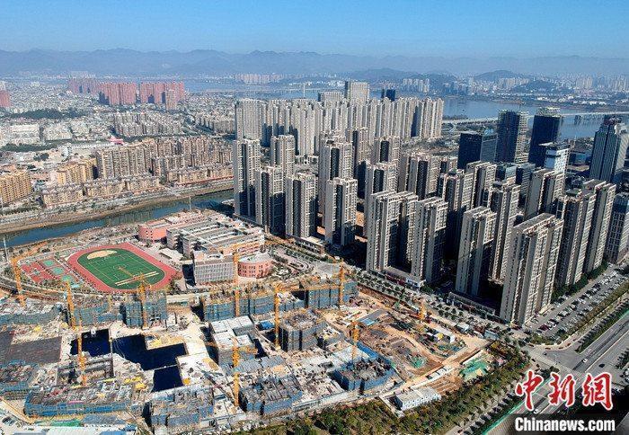 資料圖：航拍一處新建住宅。 <a target='_blank' href='/'>中新社</a>記者 呂明 攝
