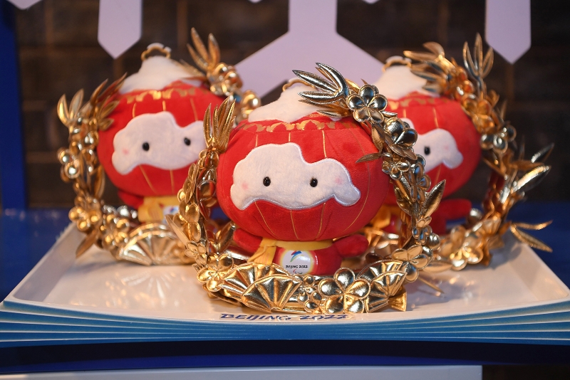 獲獎運動員定制版吉祥物紀念品 - 雪容融.jpg