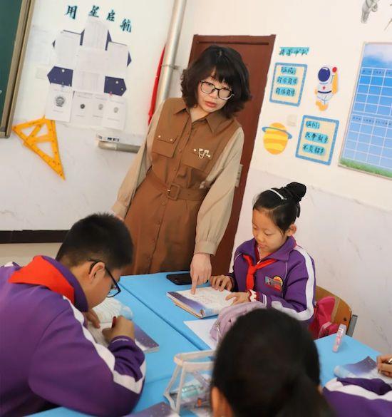 伊旗上灣小學(xué)：“雙減”之下，凸顯“炫彩課堂”魅力