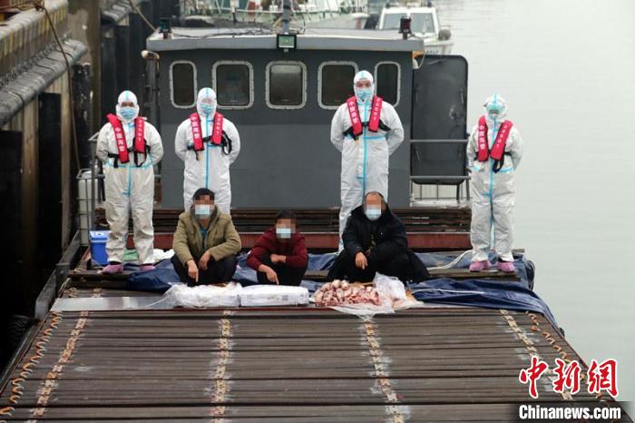 圖為抓獲犯罪嫌疑人?！V西海警局供圖