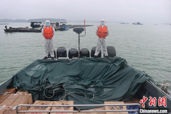 圖為查扣大馬力快艇?！V西海警局供圖