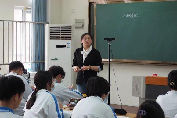 北京市延慶區(qū)第五中學聯(lián)合京津冀十校開展同課異構(gòu)教研系列活動
