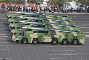 大國重器：中國火箭軍東風-17常規(guī)導彈