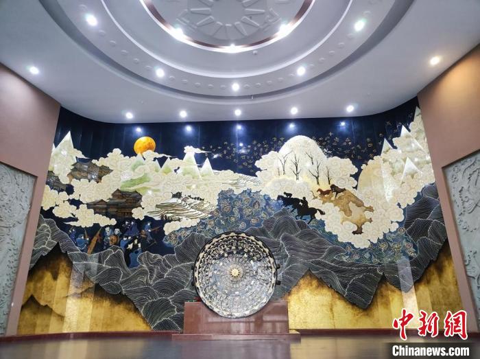 圖為貴州水族文化博物館展廳?！⒚懒?攝