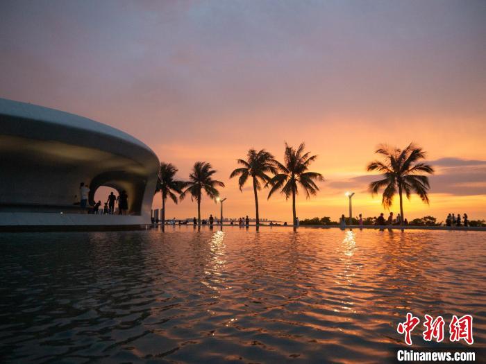 海口雨后夕陽美如畫