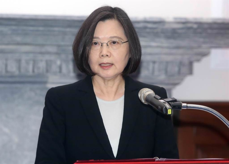 大陸剛宣布暫停臺灣石斑魚輸入，蔡政府膝射式反應(yīng)，立刻指責(zé)對岸無的放矢，行政院政委鄧振中甚至狀告WTO，完全無視禁藥遭檢出的嚴重性。（資料照片）