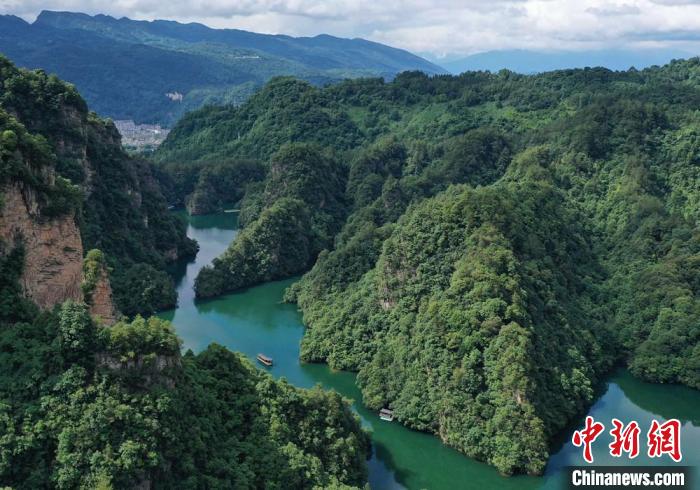張家界寶峰湖景區(qū)(資料圖)。　吳勇兵 攝