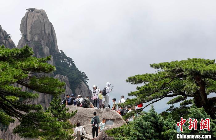 黃山風(fēng)景區(qū)旅游市場逐漸升溫