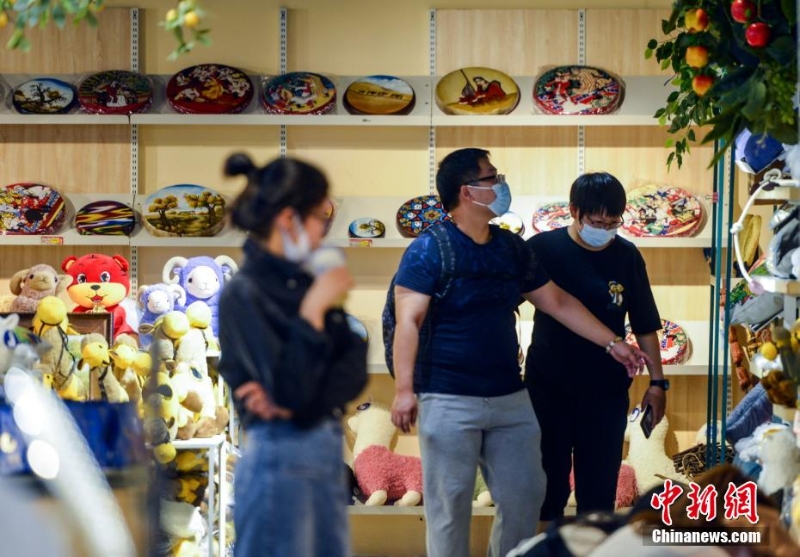 新疆旅游市場(chǎng)持續(xù)升溫
