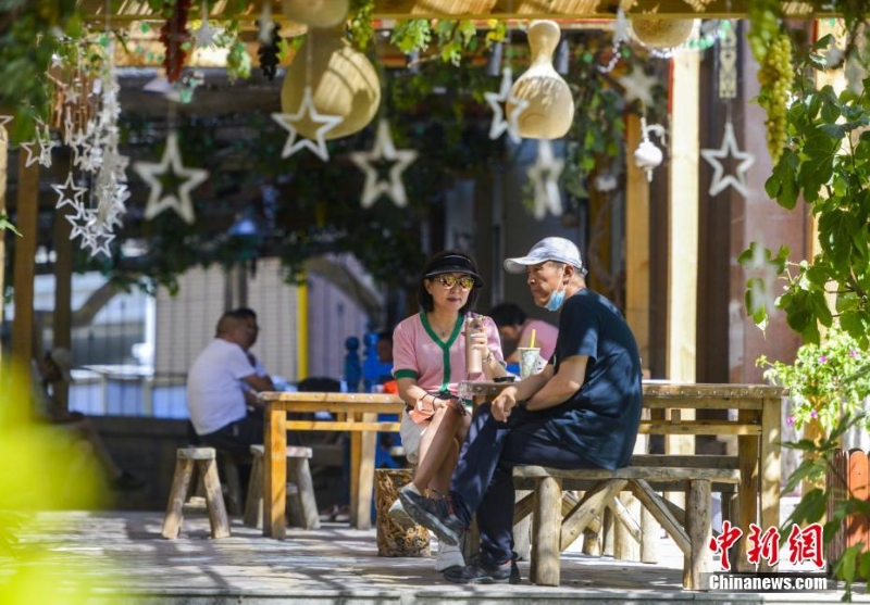 新疆旅游市場(chǎng)持續(xù)升溫