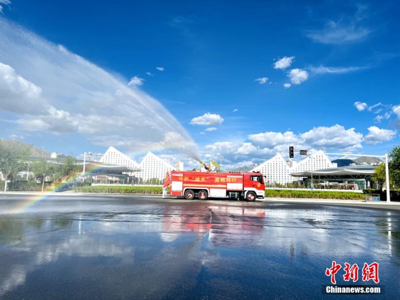 西藏拉薩消防：完成拉薩主城區(qū)首日網(wǎng)格消殺任務