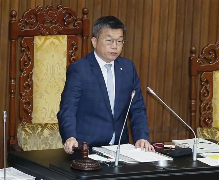 圖為臺當局“立法委員”并任“立法院”副院長蔡其昌。圖片來源中時新聞網。