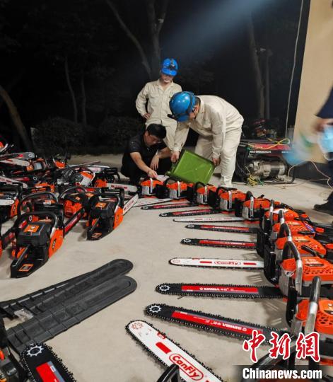 斗山火、抗干旱、戰(zhàn)疫情重慶統(tǒng)戰(zhàn)人同心守護山城