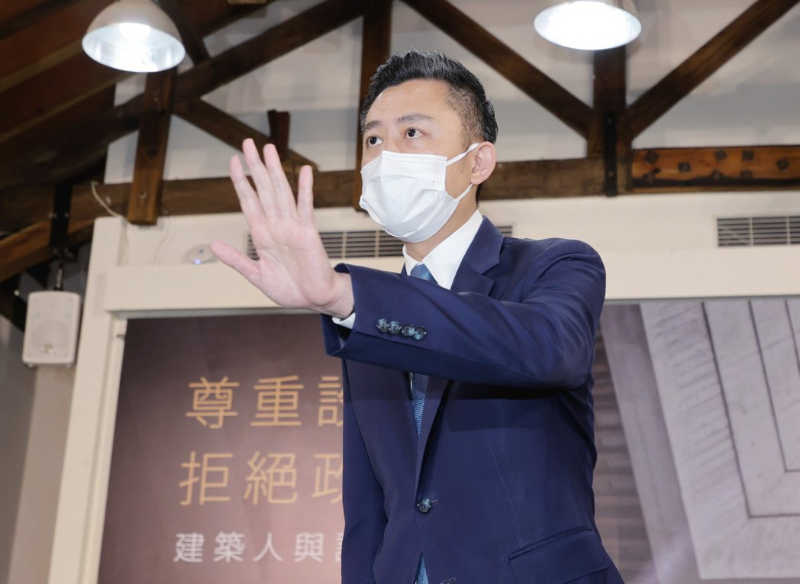 臺大核定撤銷林智堅碩士學位，圖為林智堅9日上午在島內(nèi)一活動記者會上。圖自聯(lián)合新聞網(wǎng).png