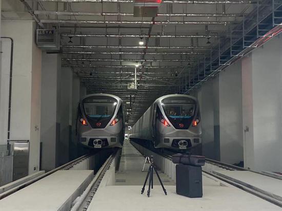 杭州地鐵機場快線順利開通運營