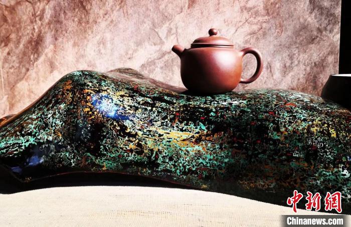 謝立雄制作的漆器?！∈茉L者供圖