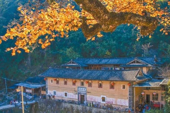土樓有各種形狀。圖片來源：臺灣《經(jīng)濟日報》