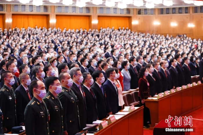 10月16日，中國(guó)共產(chǎn)黨第二十次全國(guó)代表大會(huì)在北京人民大會(huì)堂隆重開(kāi)幕。 <a target='_blank' href='/'>中新社</a>記者 盛佳鵬 攝