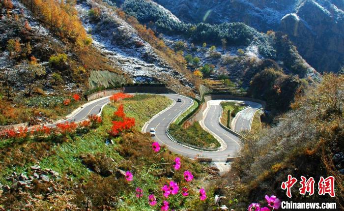 平谷區(qū)胡關(guān)路?！”本┦薪煌ㄎ﹫D