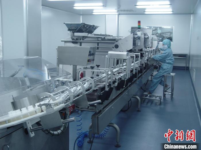 資料圖：現(xiàn)代化制藥車間。