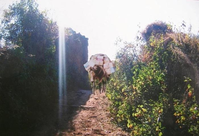 滇西大馬路響水關(guān)門樓遺址。圖片來源：臺(tái)灣《聯(lián)合報(bào)》