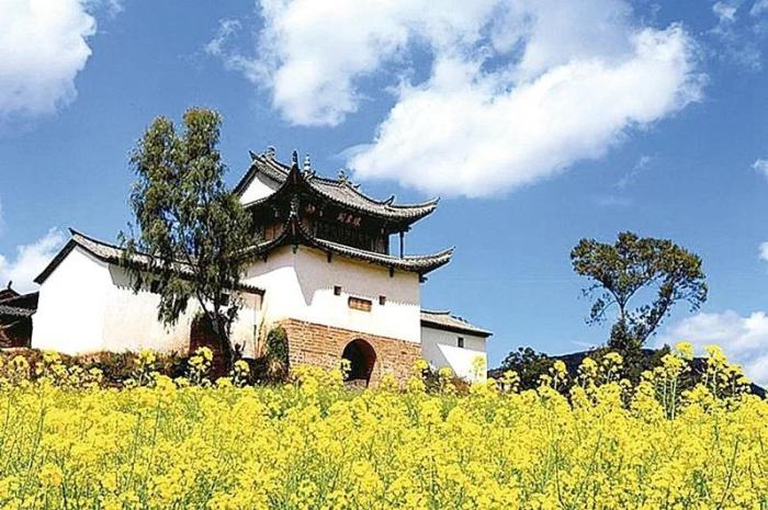 滇西大馬路煉象關(guān)。圖片來源：臺(tái)灣《聯(lián)合報(bào)》