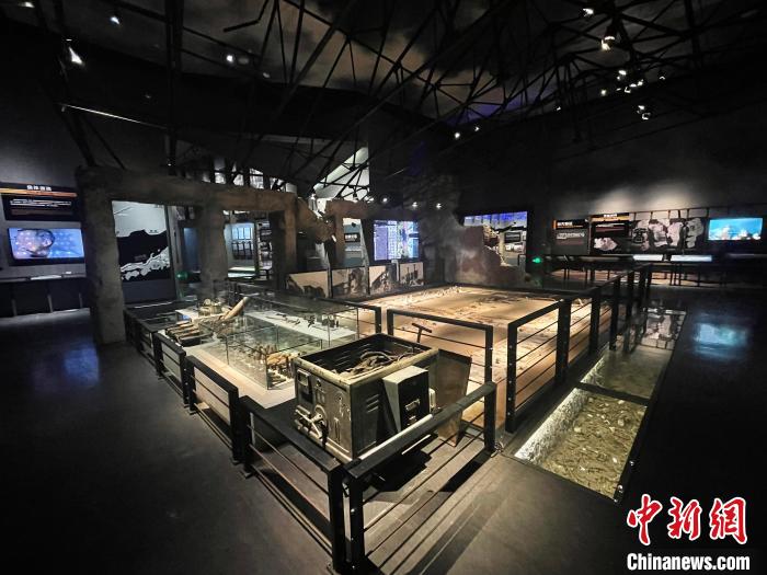 侵華日軍第七三一部隊(duì)罪證文物展示。　胡明紅 攝