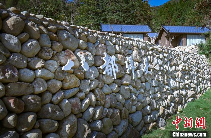 蕉城區(qū)八都鎮(zhèn)洋頭村一角?！〗冻菂^(qū)融媒體中心 供圖