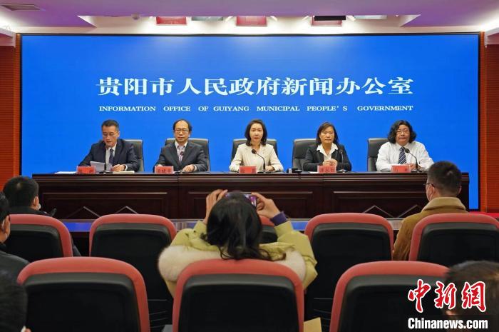 圖為新聞發(fā)布會(huì)現(xiàn)場?！×哄吩?攝
