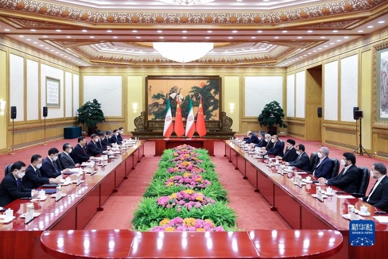 2月14日，國家主席習(xí)近平在北京人民大會堂同來華進行國事訪問的伊朗總統(tǒng)萊希舉行會談。新華社記者 劉彬 攝