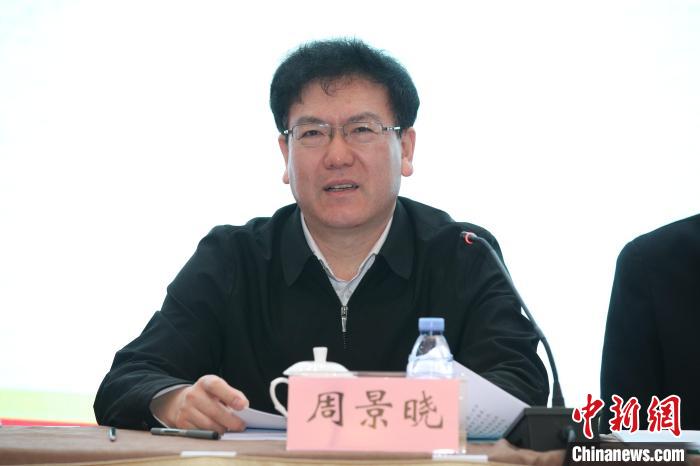 中共北京市委統(tǒng)戰(zhàn)部副部長(zhǎng)周景曉出席會(huì)議并講話?！∨_(tái)盟北京 攝