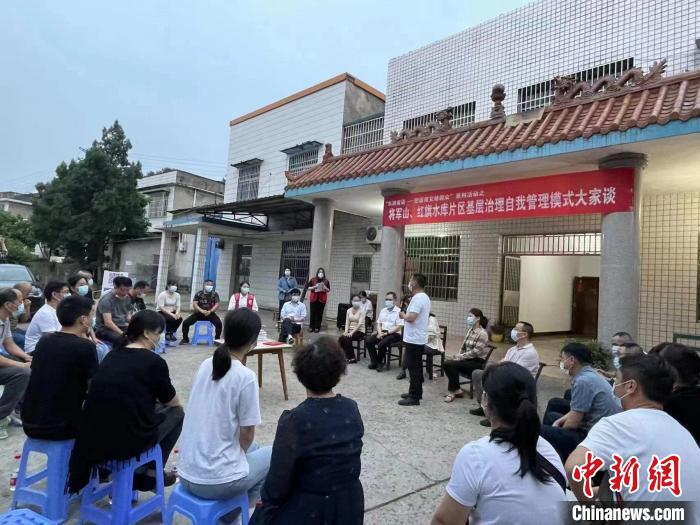 “夜話”等基層治理新模式成為疏通民生難點(diǎn)、推進(jìn)鄉(xiāng)村振興的一大載體?！】讈喅?攝