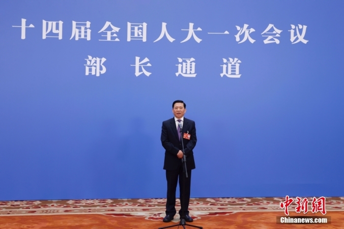 圖為應(yīng)急管理部部長王祥喜接受媒體采訪。<a target='_blank' href='/'>中新社</a>記者 韓海丹 攝