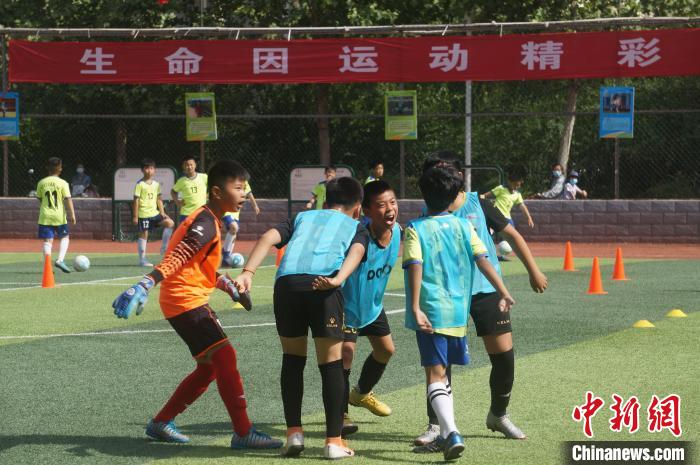 河南現(xiàn)有各級各類學校近5萬所超2878萬教育人口