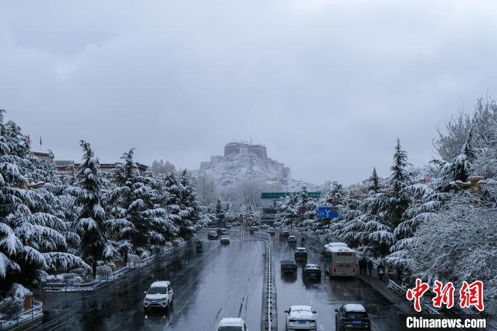 拉薩再迎春雪達(dá)到大雪量級