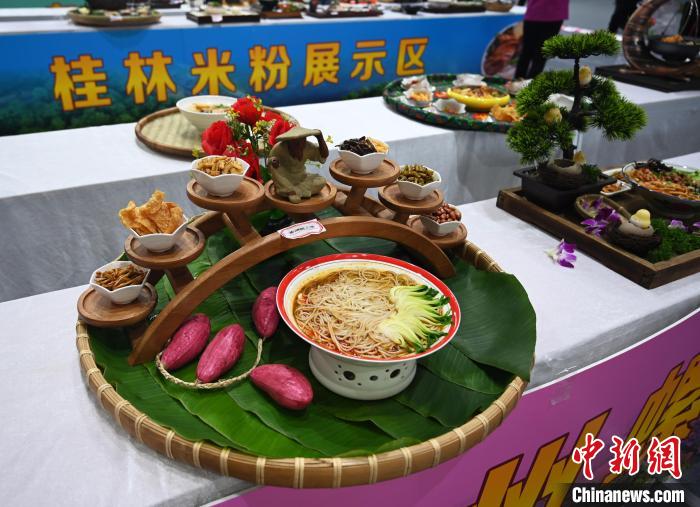 圖為參賽作品展示?！钪拘?攝