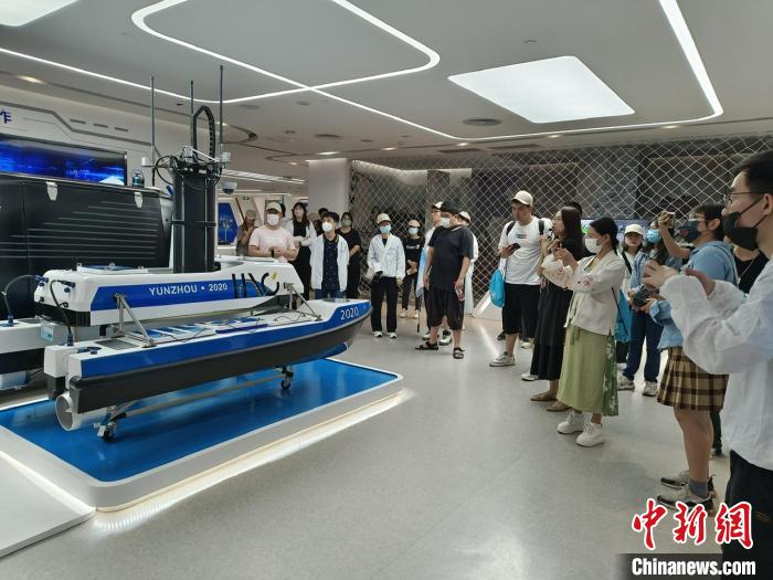 港澳青年體驗廣州南沙科技創(chuàng)新研學之旅