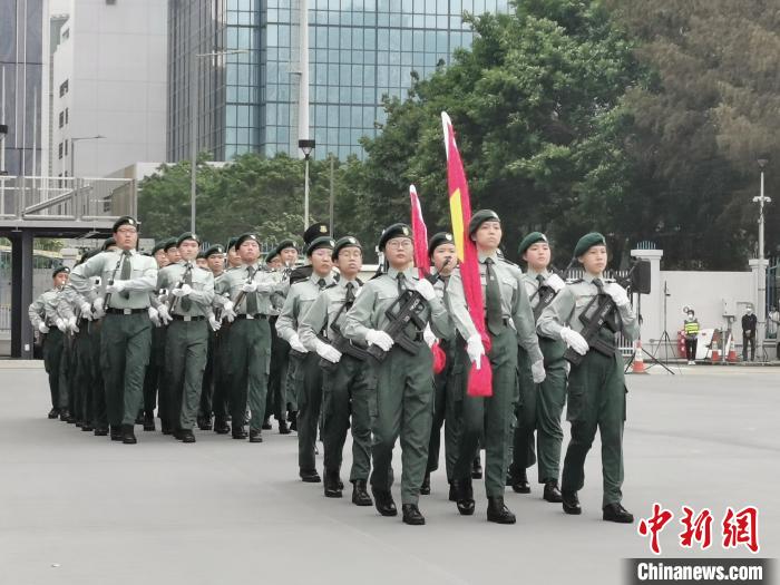 香港青少年軍匯操檢閱儀式暨年度獎項(xiàng)頒獎典禮在港舉行