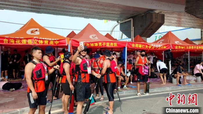 臺(tái)灣共有19支隊(duì)伍(含大陸臺(tái)胞2支)參賽。　楊伏山 攝